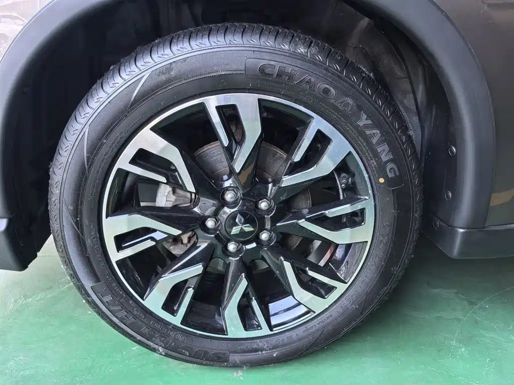 Outlander 2019 2.0L 2WD Enjoy Edition, 5 seats, National VI купить на сайте DeffCars