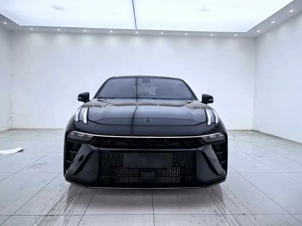 Lynk & Co 03 2023 2.0TD DCT Pro купить на сайте DeffCars