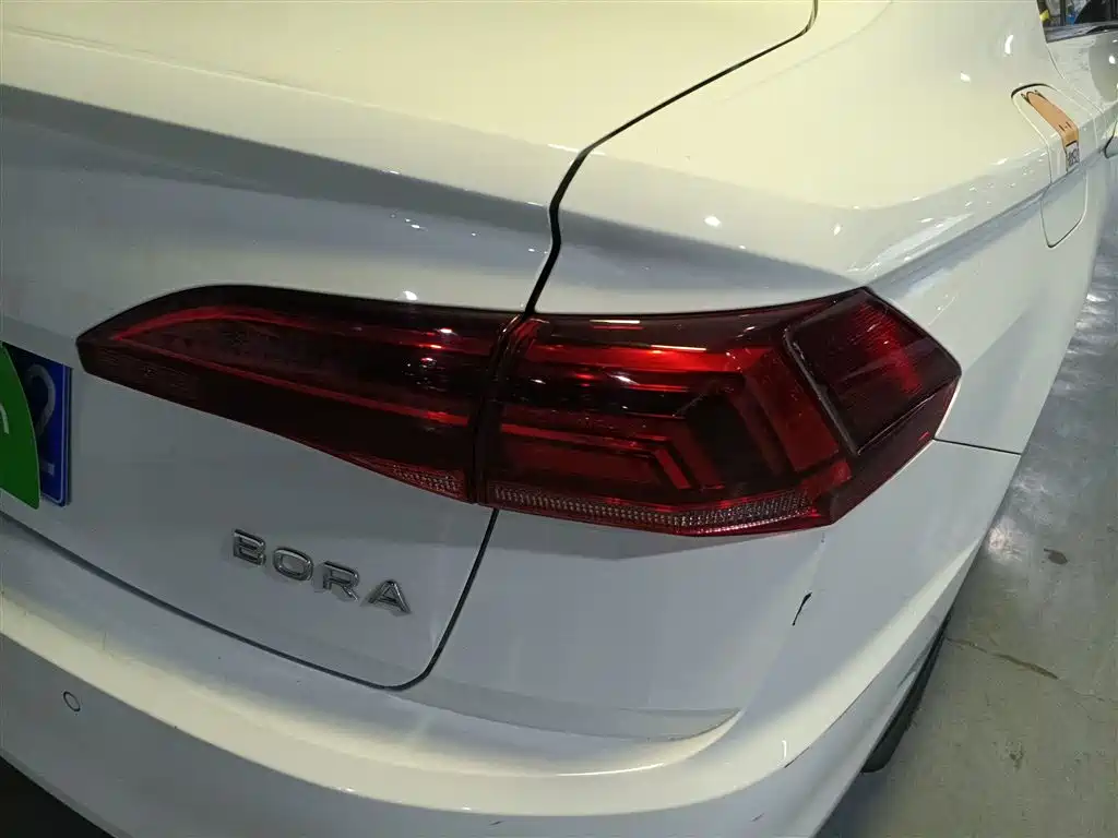 Bora 2021 1.5L automatic comfort intelligent connected version купить на сайте DeffCars