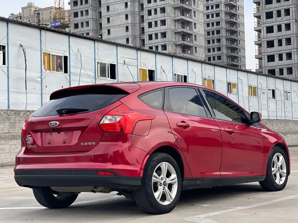 Focus 2012 hatchback 1.6L automatic fashion model купить на сайте DeffCars