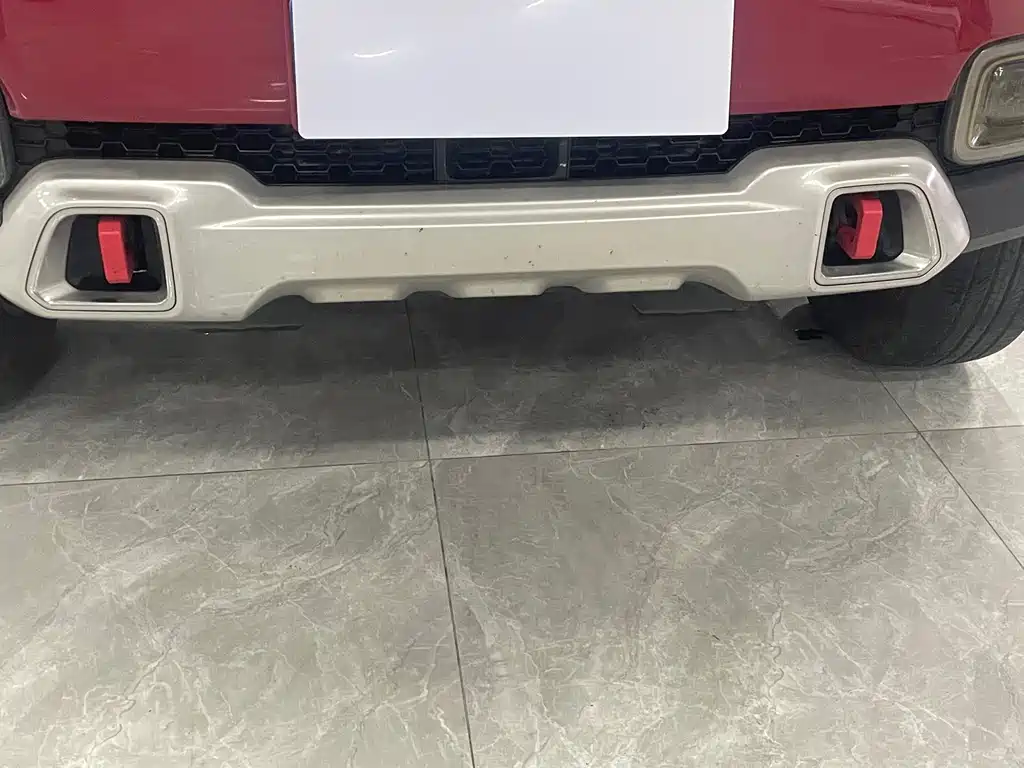 Beijing off-road BJ40 2020 2.0T automatic two-wheel drive city hunter version knight type купить на сайте DeffCars