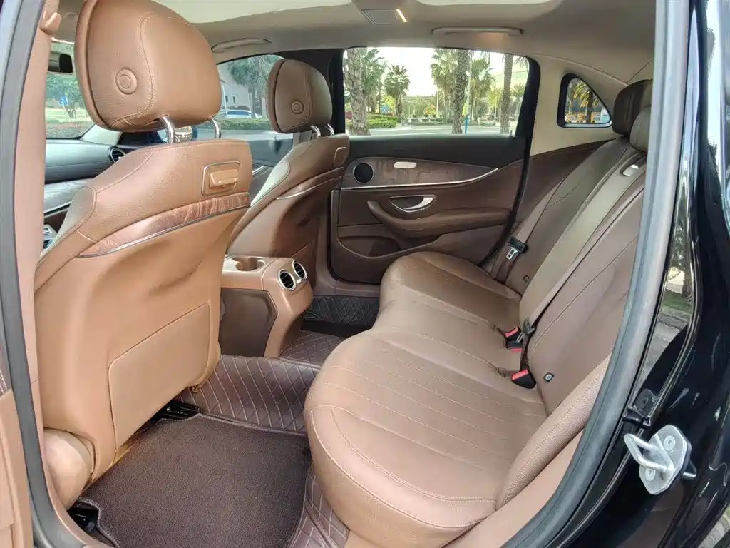 Mercedes-Benz E-Class 2020 E 300 L Fashion купить на сайте DeffCars