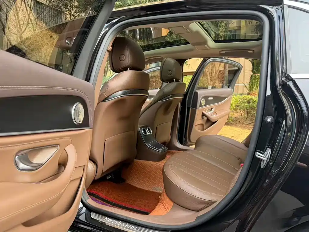 Mercedes-Benz E-Class 2023 facelift E 260 L купить на сайте DeffCars