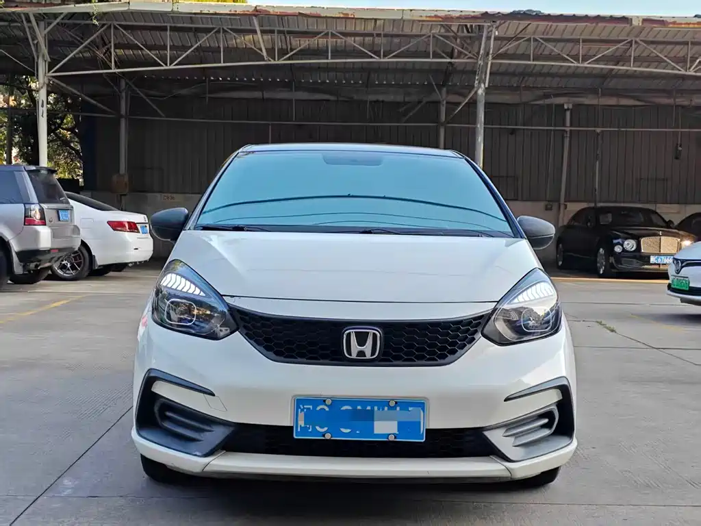 Fit 2021 1.5L CVT Trendy Edition купить на сайте DeffCars