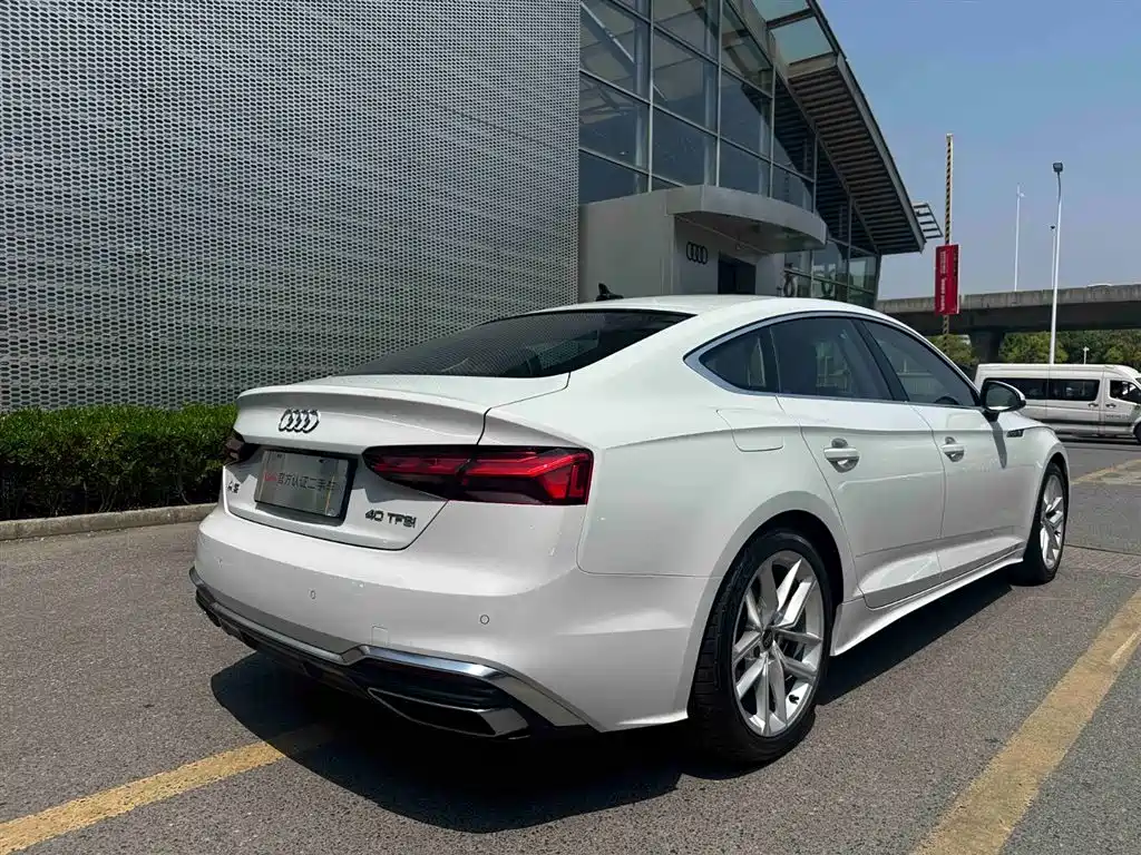 Audi A5 imported 2024 Sportback 40 TFSI fashionable and dynamic купить на сайте DeffCars