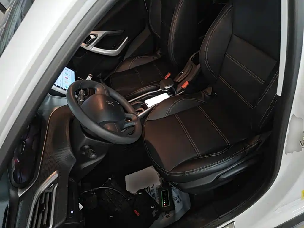 Peugeot 2008 2014 1.6L automatic trendy version купить на сайте DeffCars