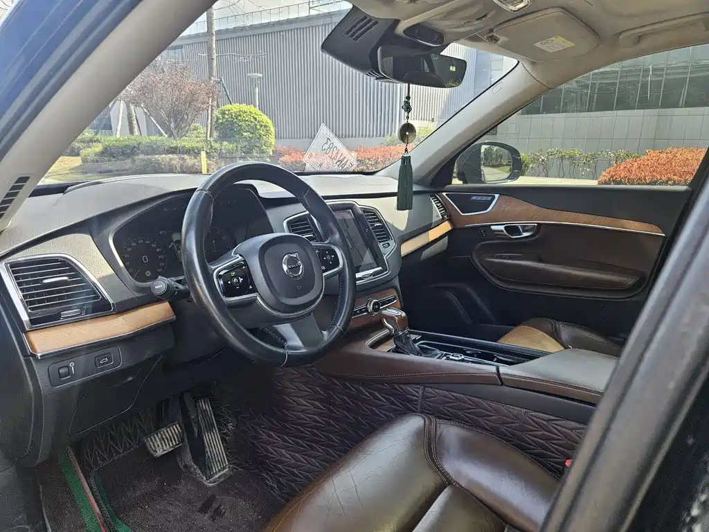 Volvo XC90 2018 T6 Zhiya Edition 7 seats купить на сайте DeffCars