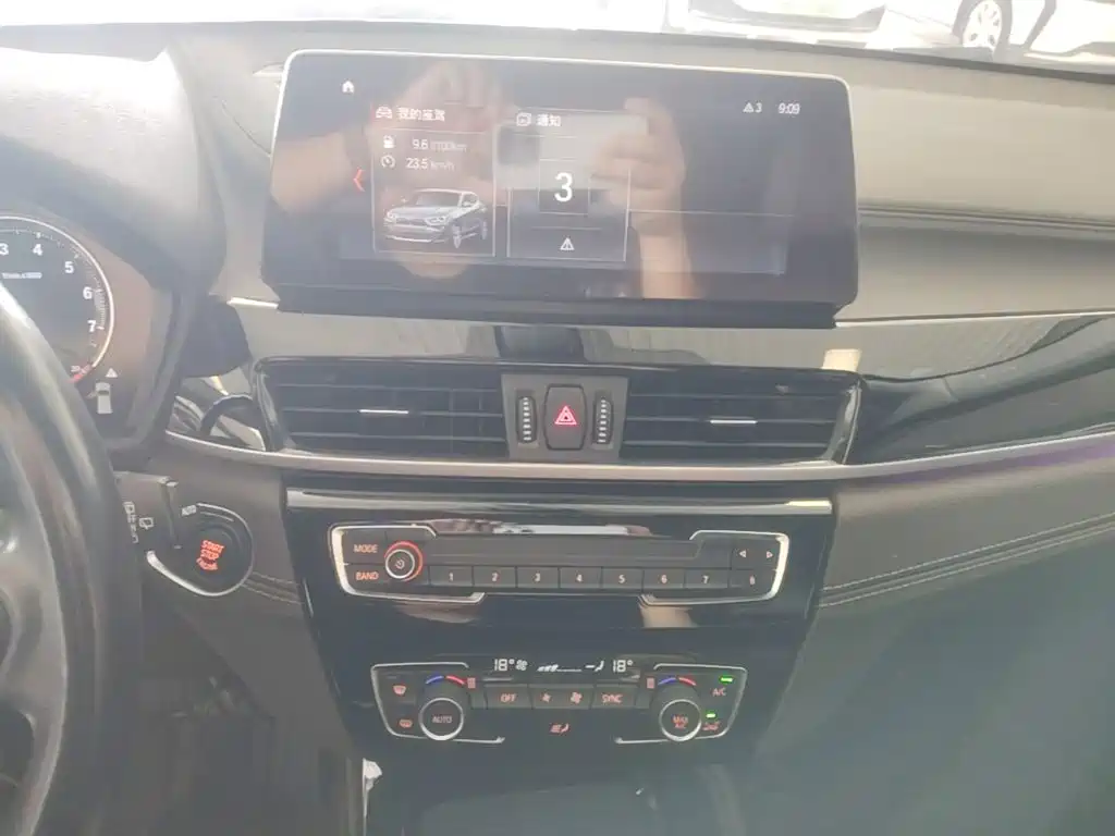 BMW X2 2021 facelift sDrive25i M sports package купить на сайте DeffCars