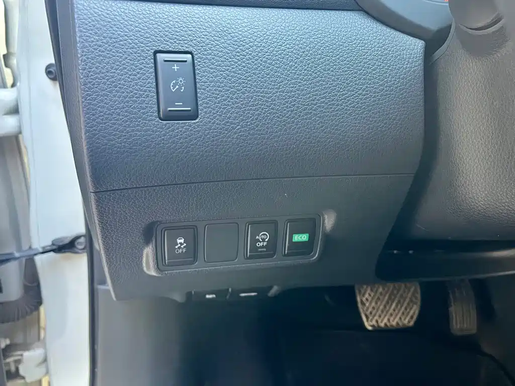 Tiida 2021 1.6L CVT Smart Travel Edition купить на сайте DeffCars