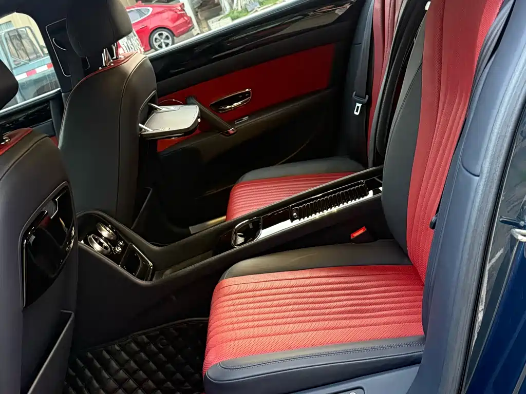 Flying Spur 2017 4.0T V8 S Standard Edition купить на сайте DeffCars