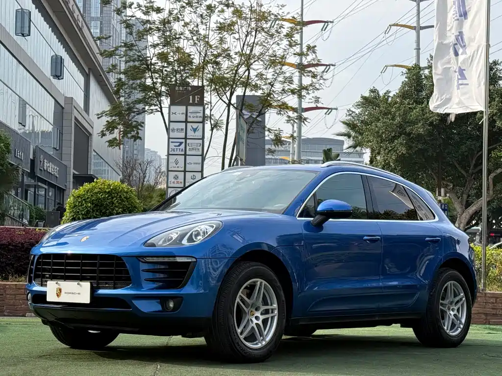 Macan 2017 Macan 2.0T купить на сайте DeffCars
