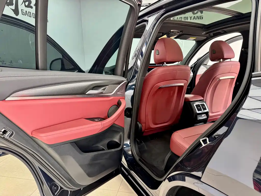 BMW X3 2022 Model 2 xDrive30i Exclusive M Night Package купить на сайте DeffCars