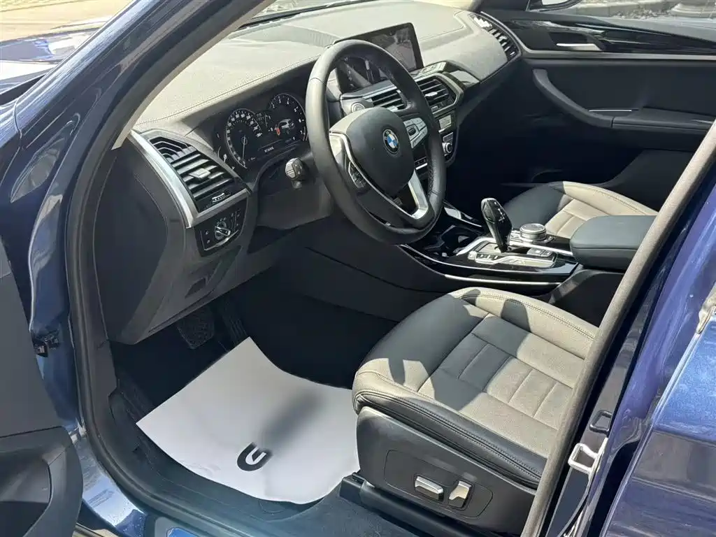 BMW X3 2018 xDrive25i Luxury Package National VI купить на сайте DeffCars