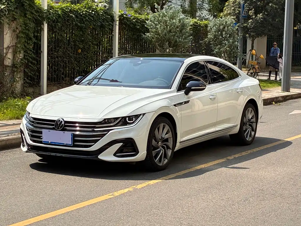 FAW-Volkswagen CC 2021 380TSI eye-catching version купить на сайте DeffCars