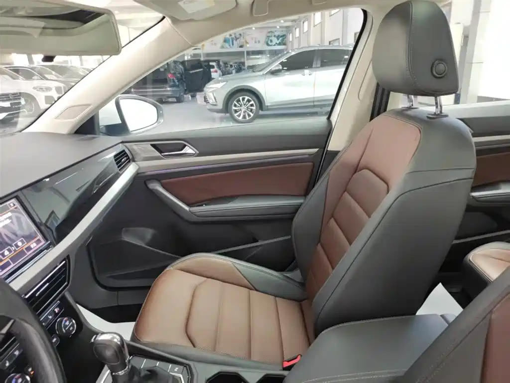 Lavida 2019 280TSI DSG Deluxe Edition National VI купить на сайте DeffCars