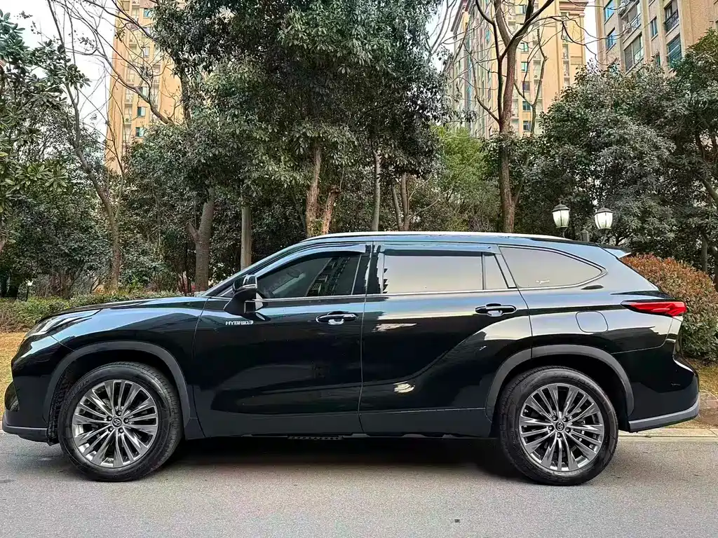 Highlander 2022 dual engine 2.5L four-wheel drive extreme version 7 seats купить на сайте DeffCars