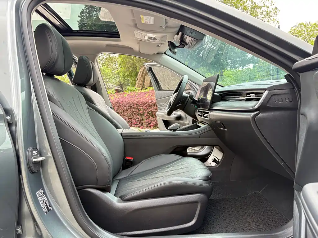 Arrizo 8 PRO 2025 1.6T DCT luxury model купить на сайте DeffCars
