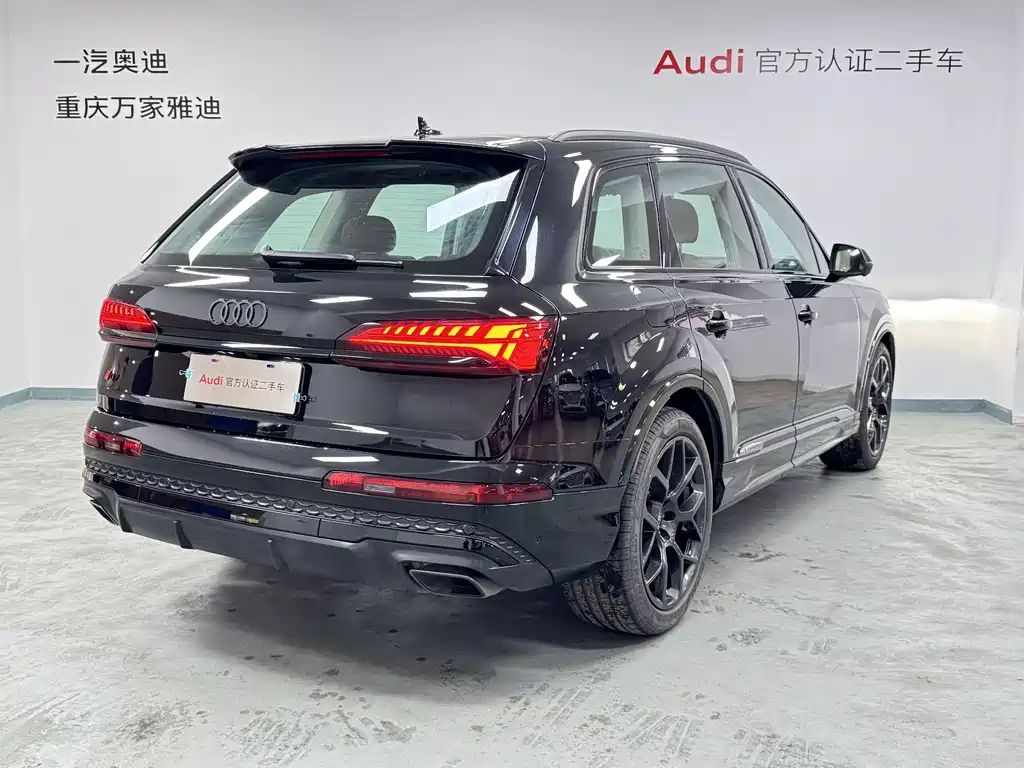 Audi Q7 2024 45 TFSI quattro S line Black Warrior купить на сайте DeffCars