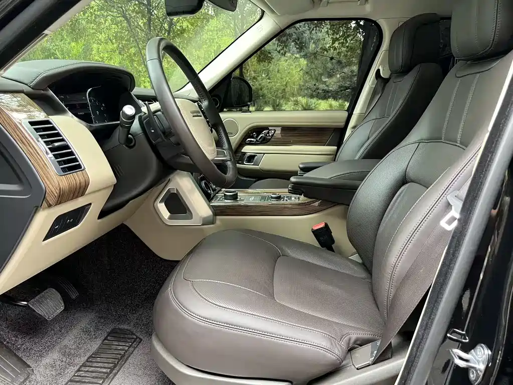 Range Rover 2019 3.0 SC V6 Legendary Extended Edition купить на сайте DeffCars