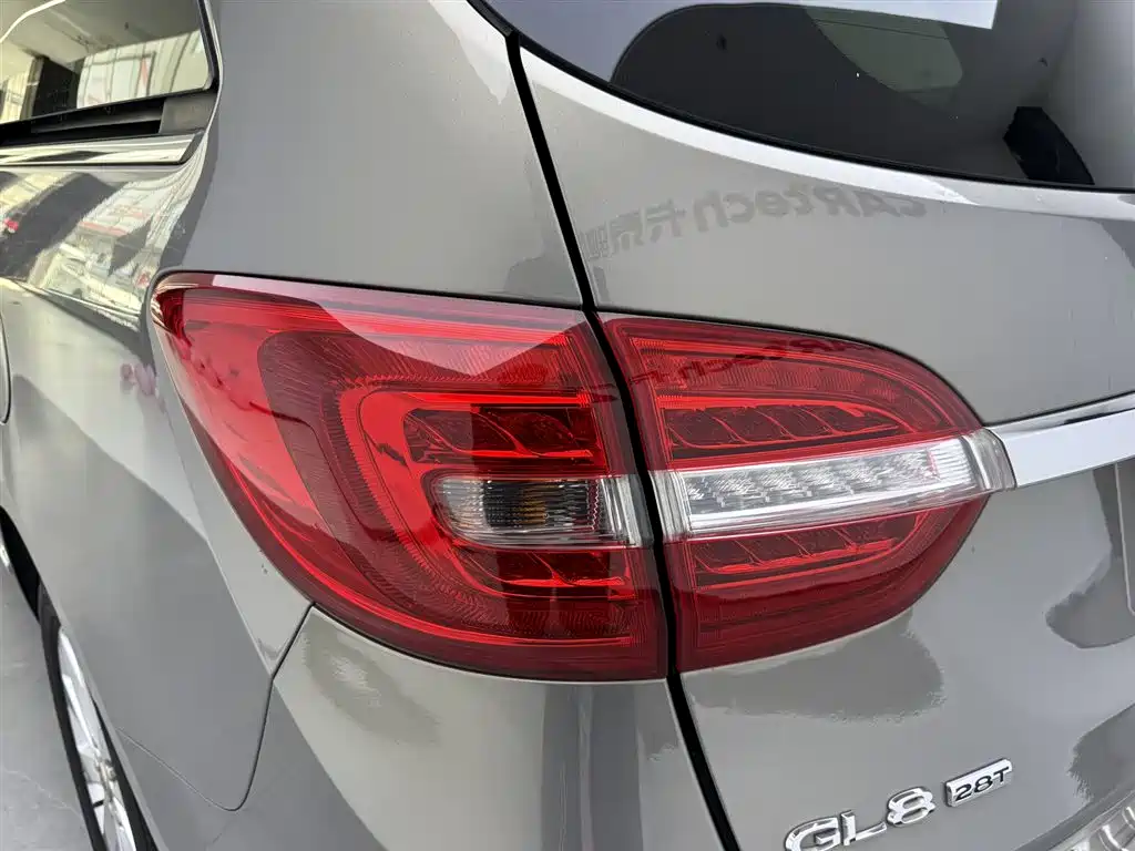 Buick GL8 2018 28T luxury model National VI купить на сайте DeffCars