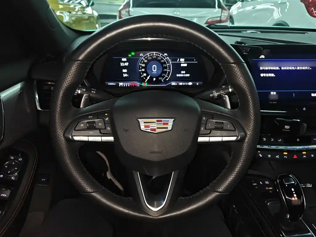 Cadillac CT5 2023 28T Platinum Type купить на сайте DeffCars