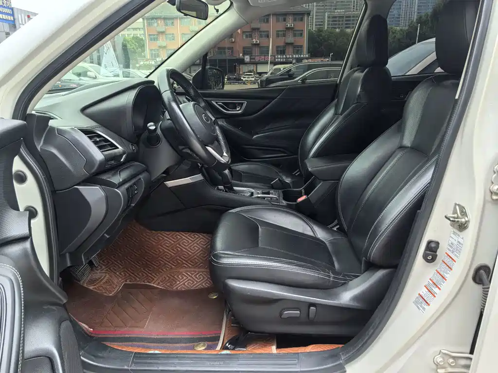 Forester 2021 2.0i Deluxe Edition EyeSight купить на сайте DeffCars