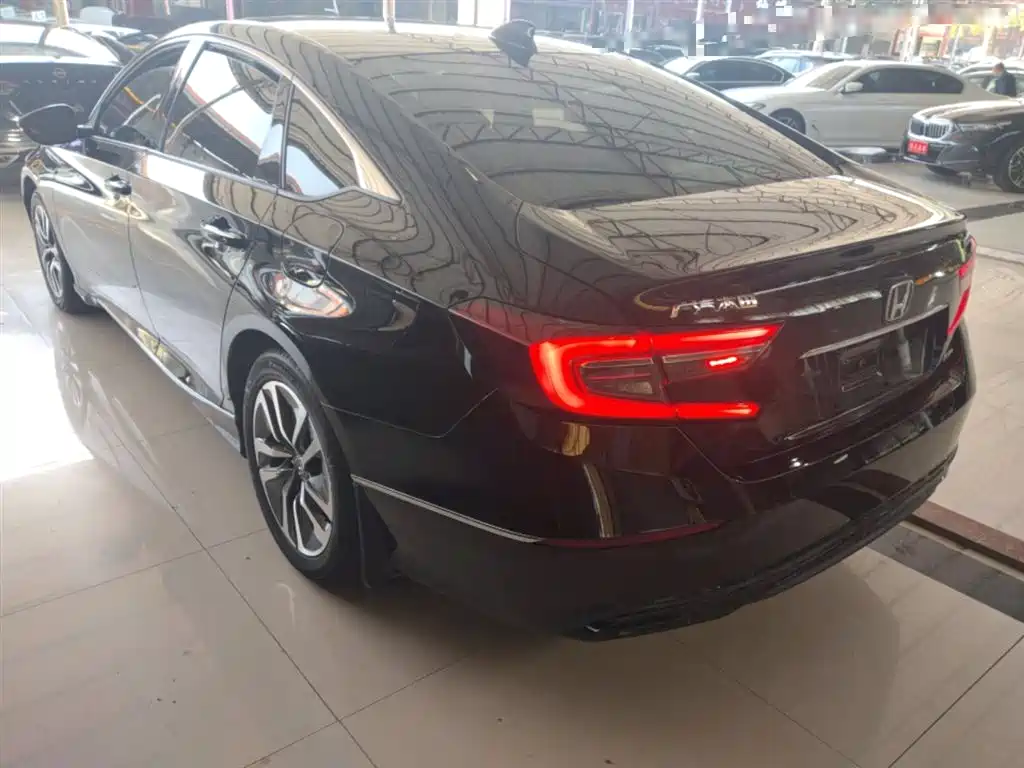 Accord 2022 Sharp Hybrid 2.0L Sharp Collar Edition купить на сайте DeffCars