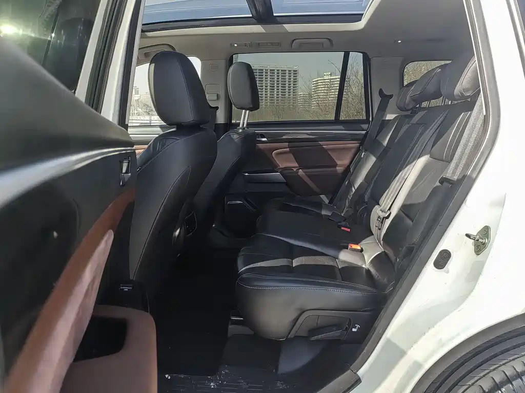 Trumpchi GS8 2017 320T four-wheel drive luxury smart connected version (seven seats) купить на сайте DeffCars