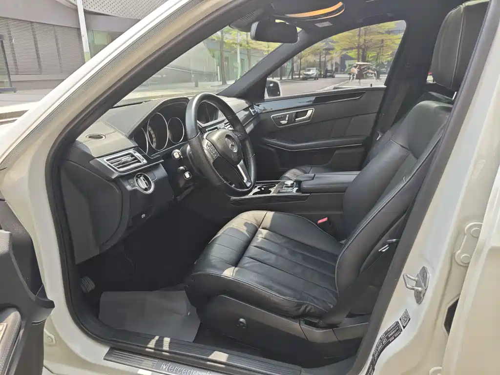 Mercedes-Benz E-Class 2015 E 320 L Sports 4MATIC купить на сайте DeffCars