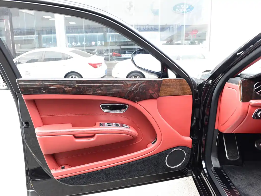 Mulsanne 2014 6.8T Four Seasons Collection Edition купить на сайте DeffCars