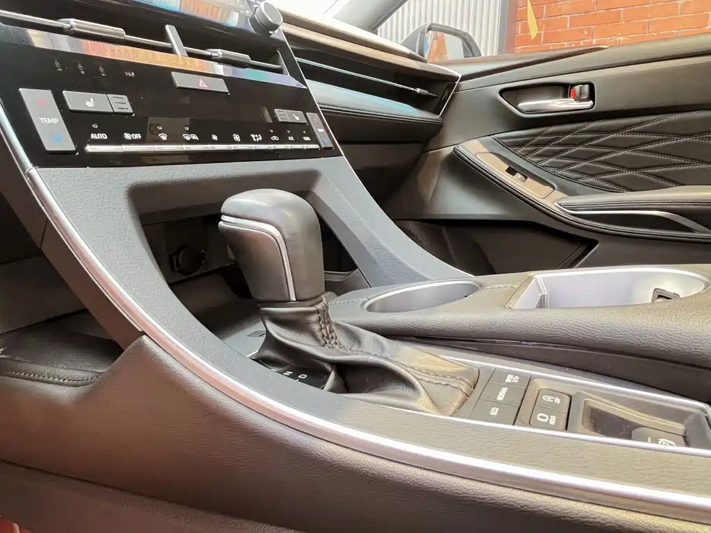 Asia Dragon 2019 2.5L Touring Premium Edition National VI купить на сайте DeffCars