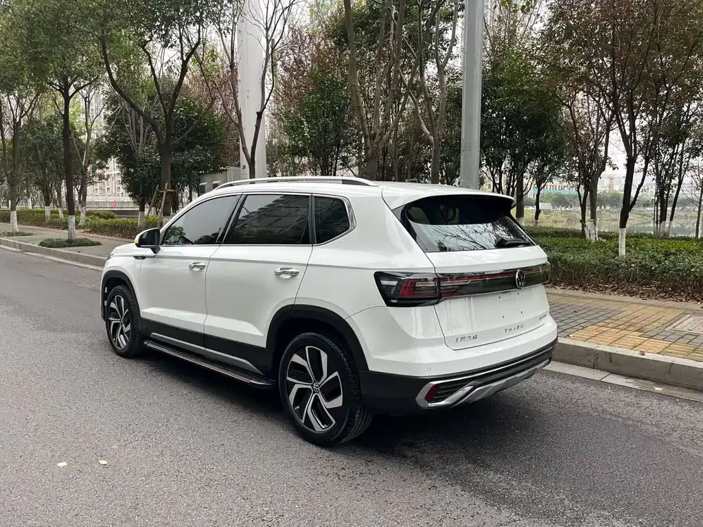 Tuyue 2023 300TSI two-wheel drive full moon version купить на сайте DeffCars