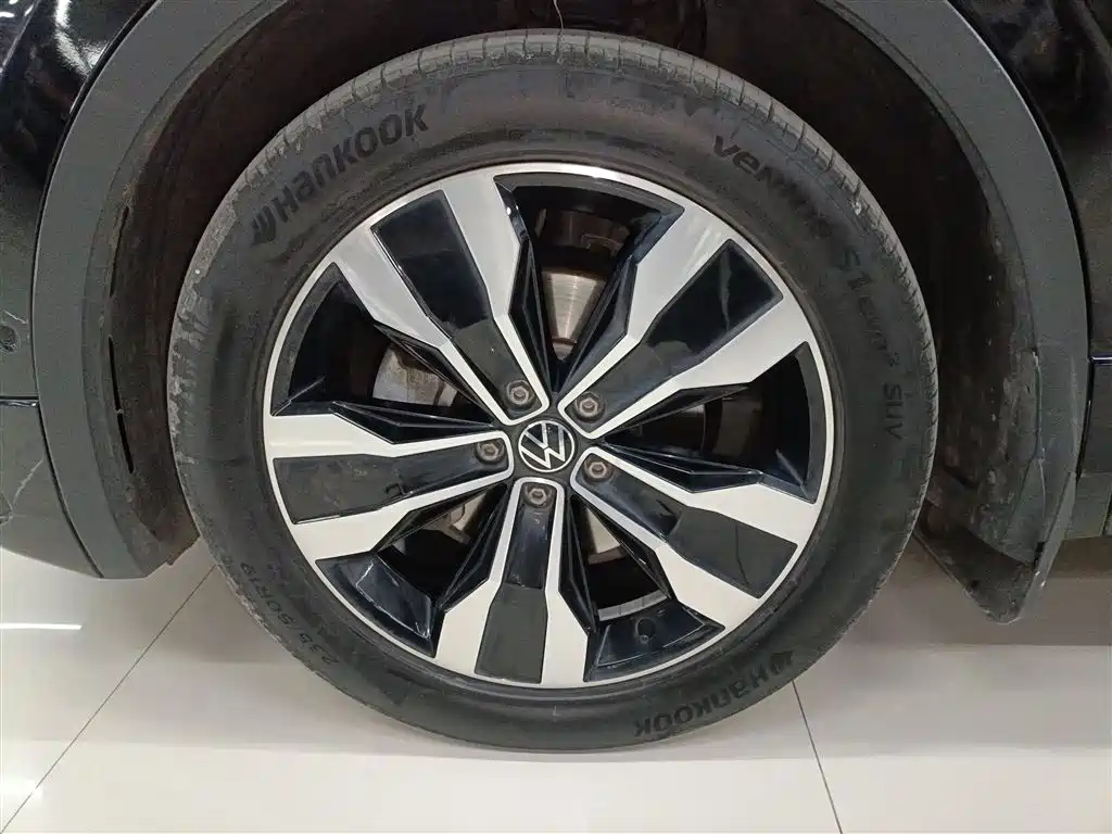Tiguan L 2022 330TSI automatic two-wheel drive R-Line version купить на сайте DeffCars