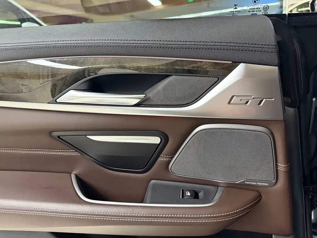 BMW 6 Series GT 2018 640i xDrive M Sports Package купить на сайте DeffCars