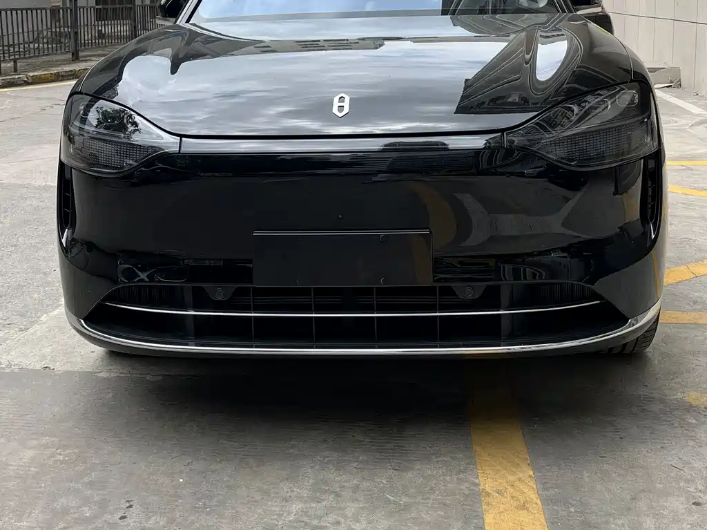 Questioning World M9 2025 Extended Range Ultra Edition 52kWh 6-Seater Edition купить на сайте DeffCars