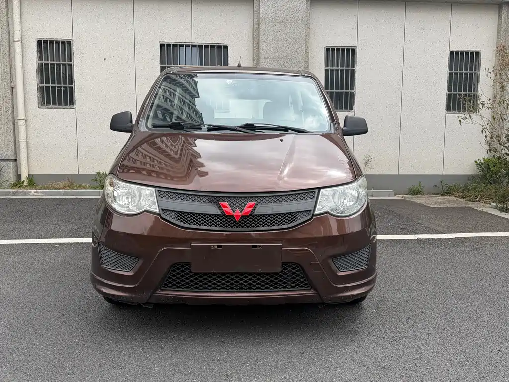 Wuling Hongguang 2015 1.5L S basic model National IV купить на сайте DeffCars
