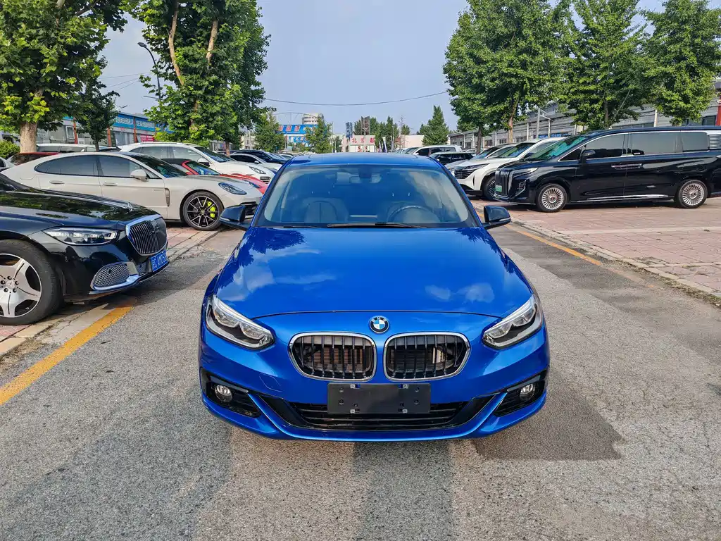 BMW 1 Series 2017 118i Sport купить на сайте DeffCars