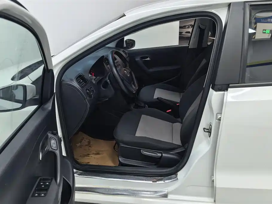 Polo 2018 1.5L automatic safe driving model купить на сайте DeffCars