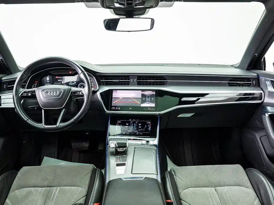 Audi A6L 2023 45 TFSI Premium Dynamic Model купить на сайте DeffCars