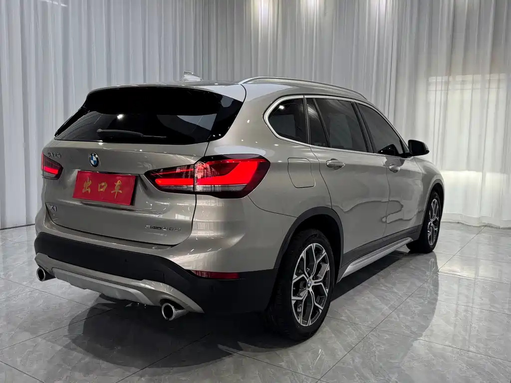 BMW X1 sDrive20Li Premium 2022 купить на сайте DeffCars
