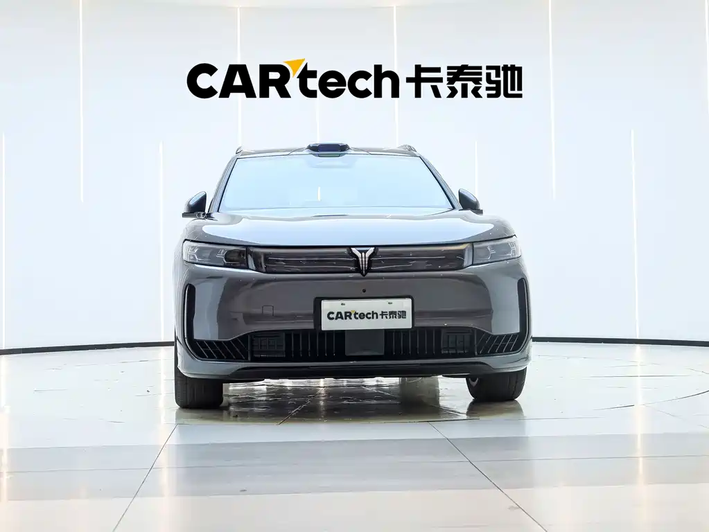 Lantu FREE 2025 FREE+ four-wheel drive Qiankun version купить на сайте DeffCars