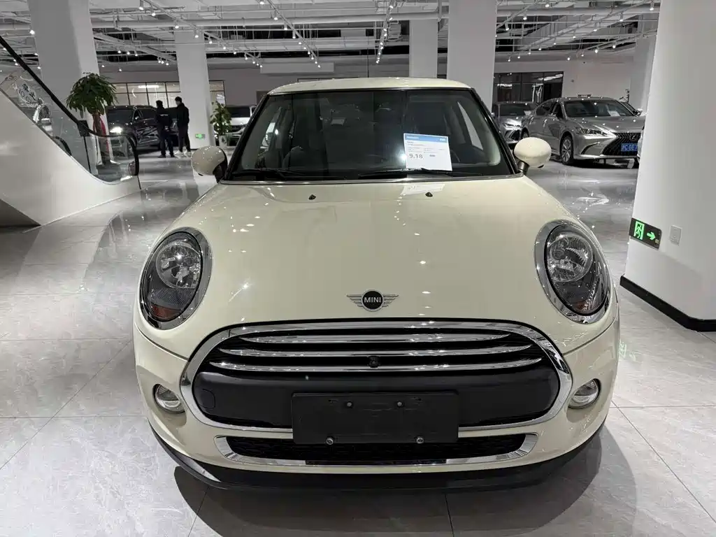 MINI 2018 1.5T ONE PLUS купить на сайте DeffCars