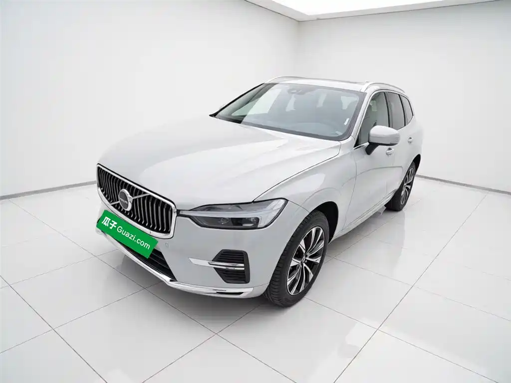 Volvo XC60 2025 B5 four-wheel drive Zhiyuan luxury version купить на сайте DeffCars