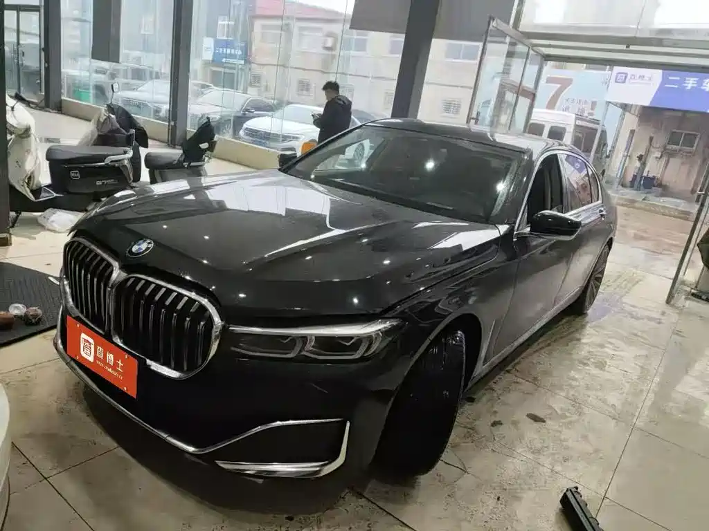 BMW 7 Series 2021 740Li Leading Luxury Package купить на сайте DeffCars