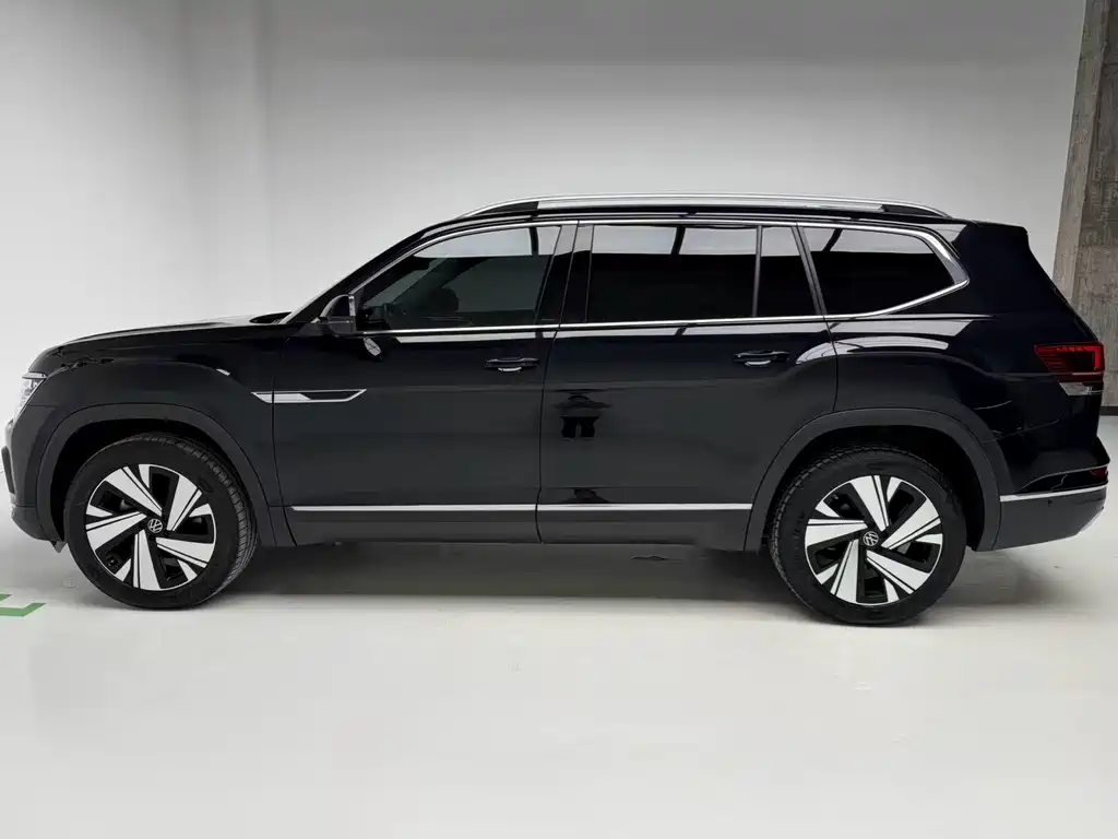 Touron 2024 380TSI four-wheel drive luxury version купить на сайте DeffCars