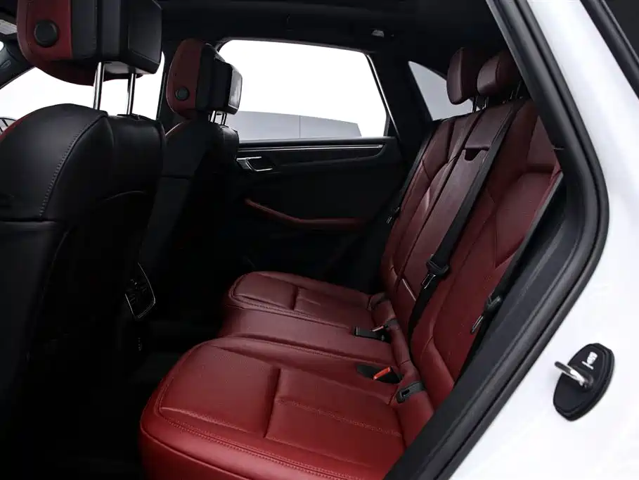 Macan 2025 Macan 2.0T Dream Edition купить на сайте DeffCars
