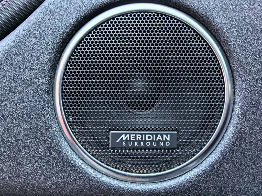 Discovery Sport 2022 249PS Metropolis Edition 5-seater купить на сайте DeffCars