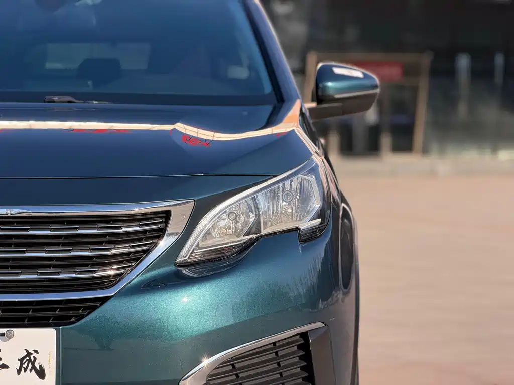 Peugeot 5008 2017 350THP 7-seater Elite Edition купить на сайте DeffCars