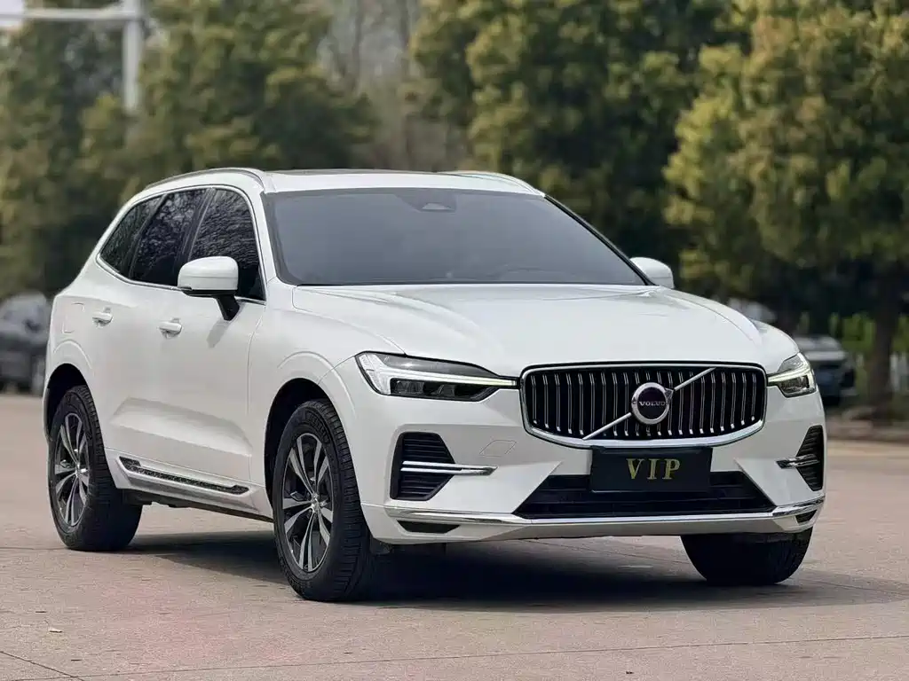 Volvo XC60 2024 B5 four-wheel drive Zhiyi Luxury Edition купить на сайте DeffCars