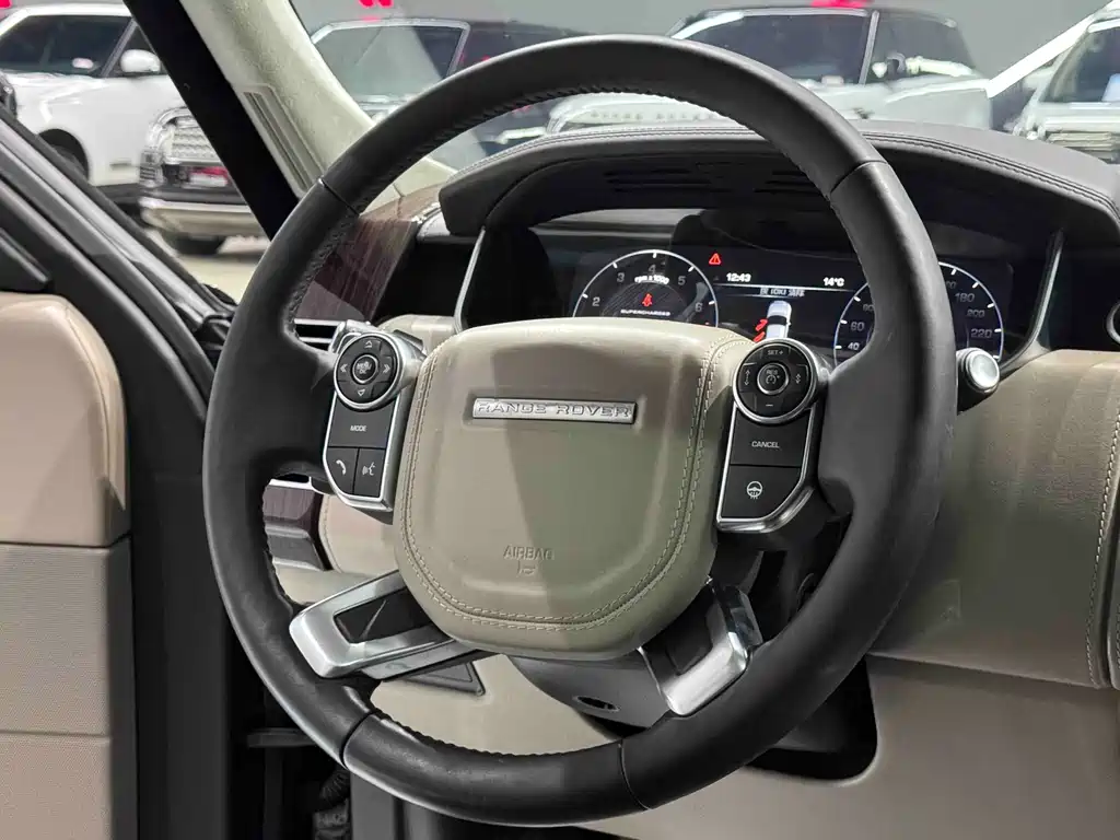 Range Rover 2016 5.0 SC V8 AB Honor Creation Extended Edition купить на сайте DeffCars